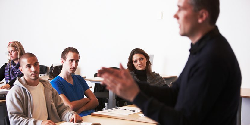 Illustration: Professor teaching students. Photo: colourbox.com